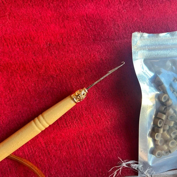 Hair Feather Extension Kit - Includes Feathers, Tools, and Accessories - Picture 9 of 16